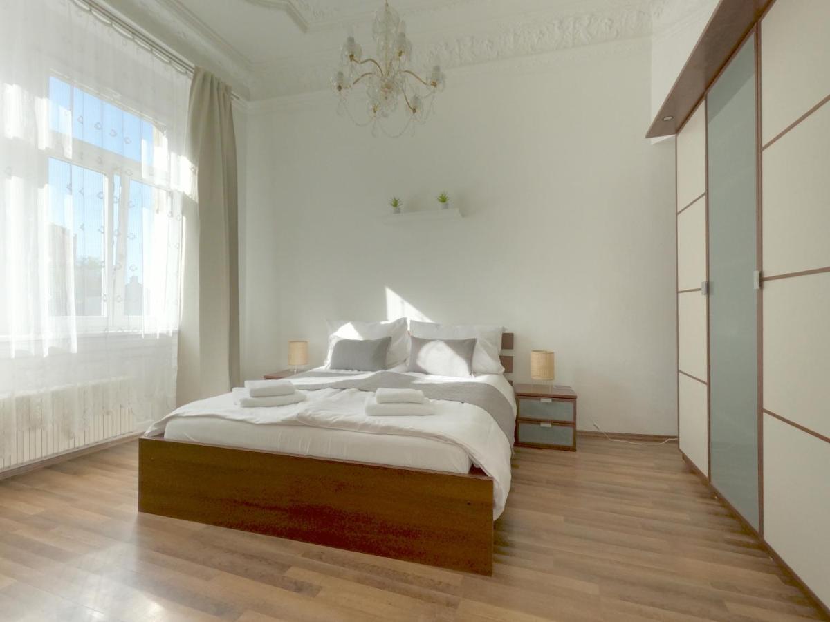 Three Rings Apartments 카를로비바리 외부 사진