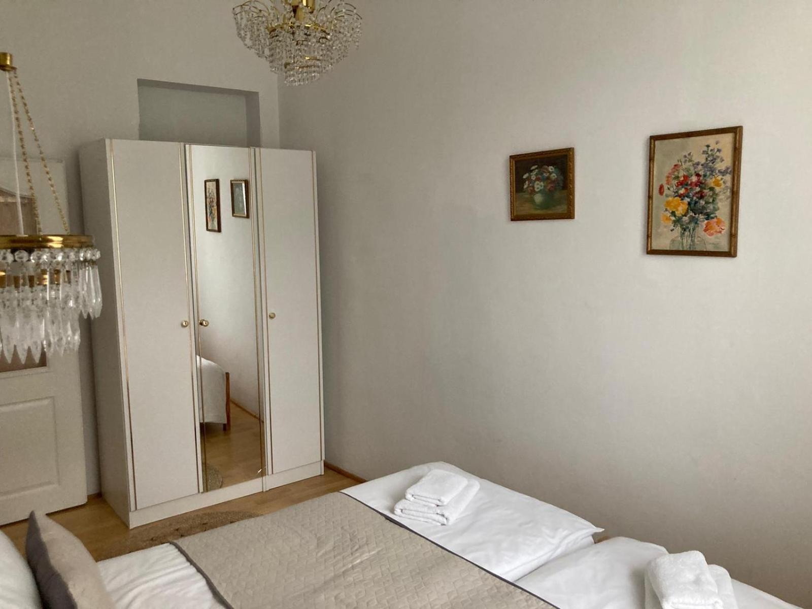 Three Rings Apartments 카를로비바리 외부 사진