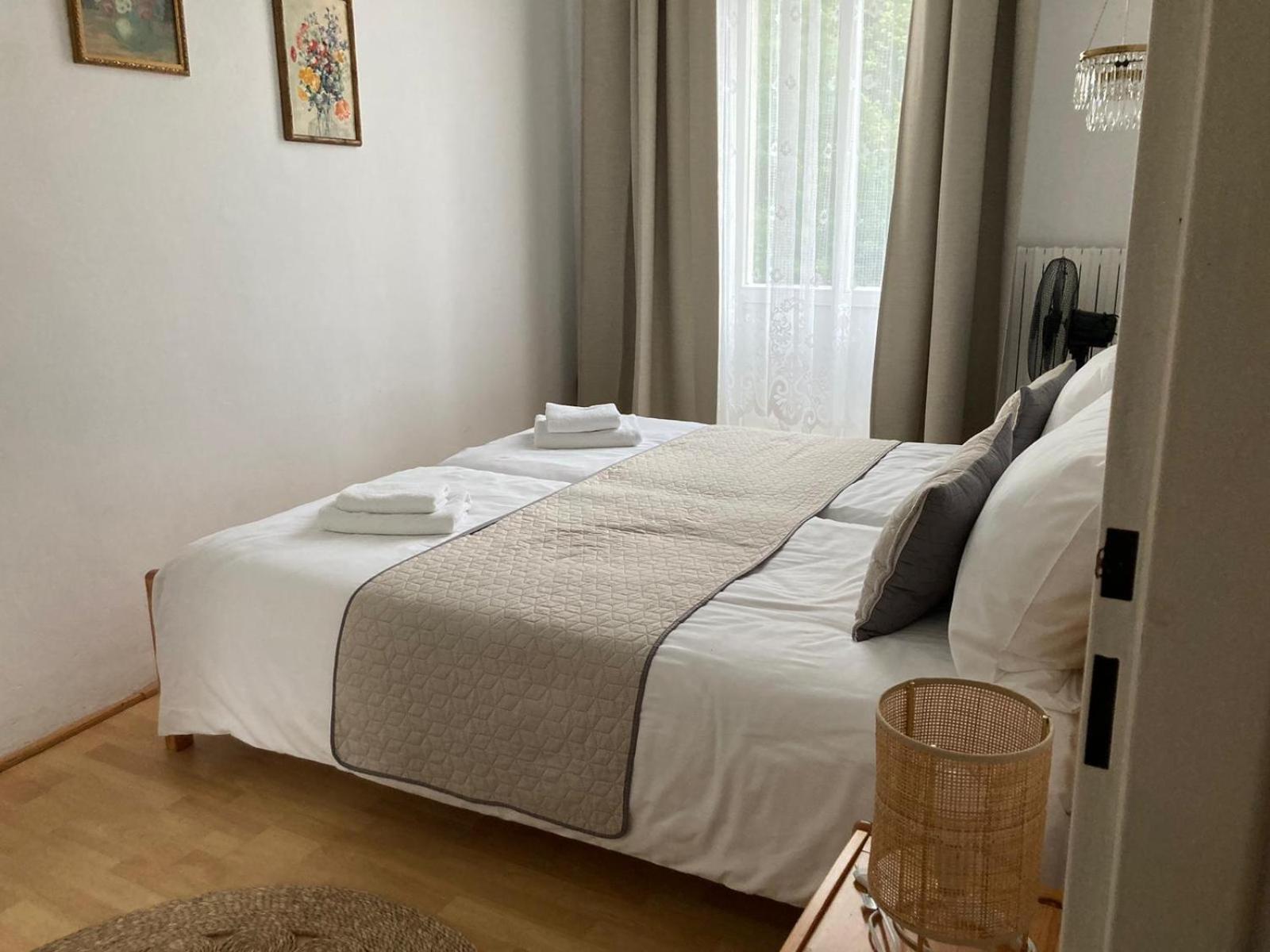 Three Rings Apartments 카를로비바리 외부 사진